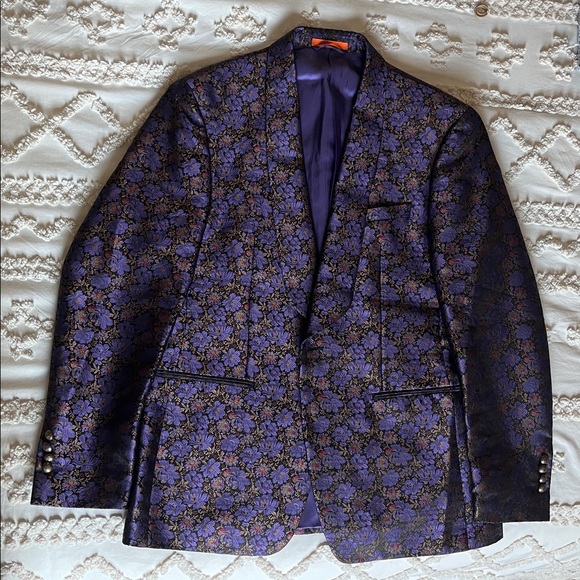 TALLIA Purple and Gold Brocade Tuxedo Blazer - Picture 6 of 11
